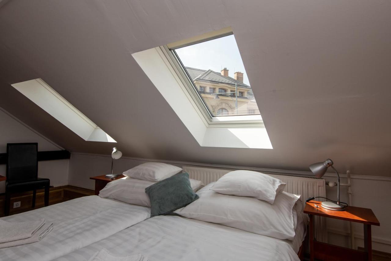 쇼프론 Fenyes Vinorium B&B 외부 사진